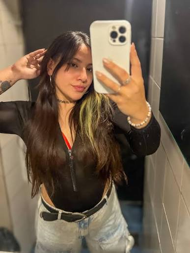 files/chica_joven_27_review.jpg